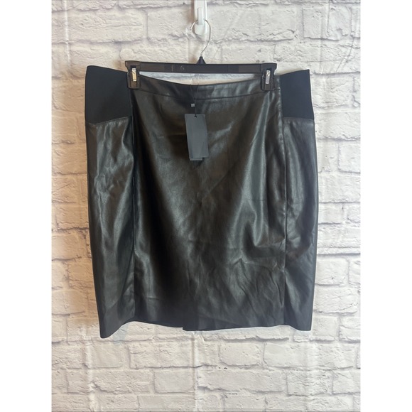 Vero Moda NWT Black Faux Leather Knee Length  Plus Friendly Party Skirt Size 18 - Picture 5 of 8